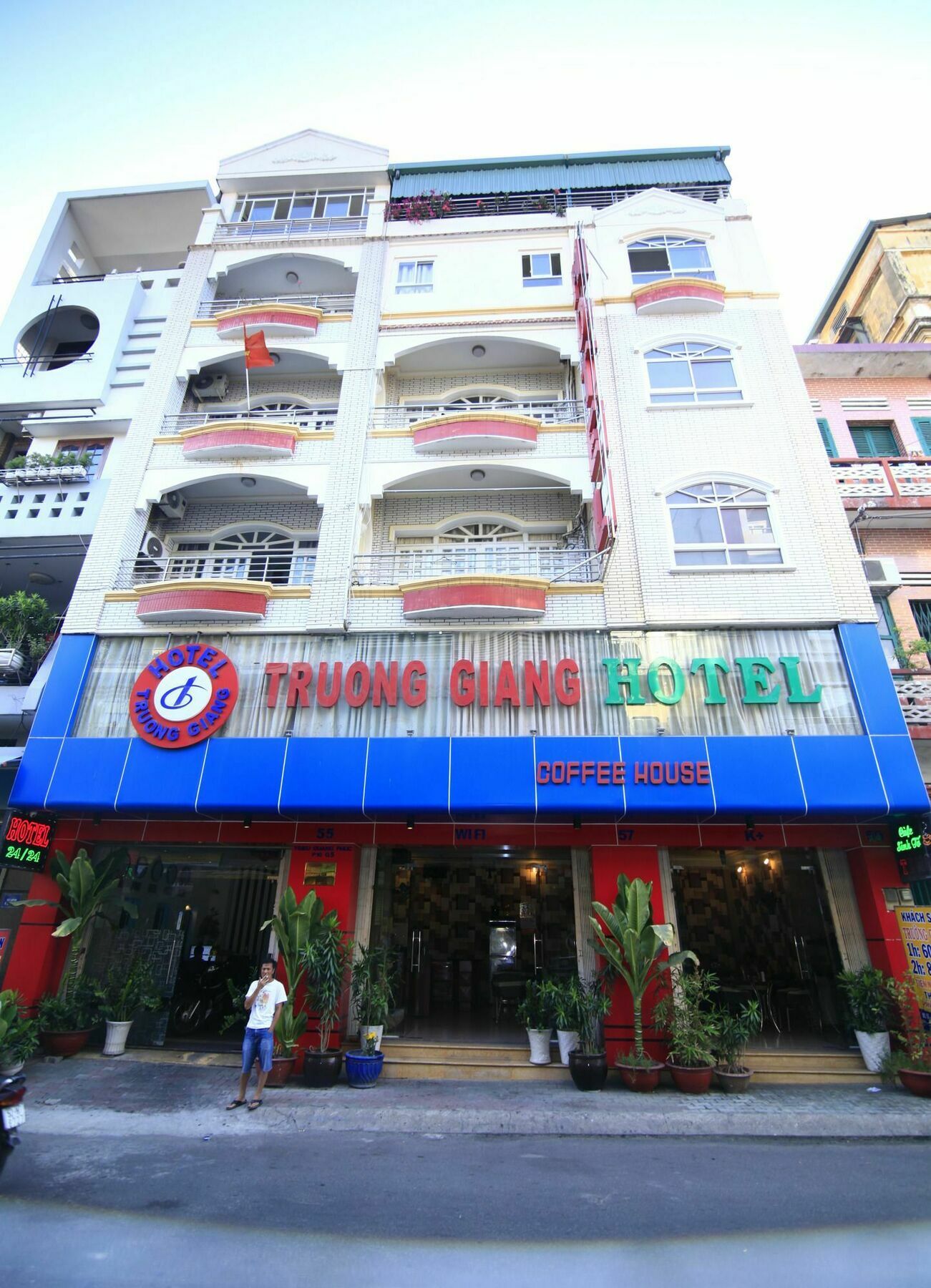 Truong Giang Hotel Хошимін Екстер'єр фото